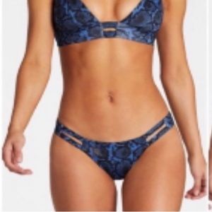 NWT Vitamin A Bikini Bottom Neutra Hipster. Blue Snake. Size 12/XL & 6/S